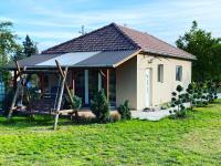 Relax Island Vendégház - Ferienwohnung Sátoraljaújhely