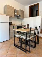 85 mjka house free parking COMO - B&B Albese Con Cassano