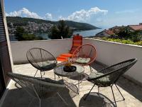 Apartment Sena - Ferienwohnung Trogir