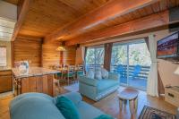 B&B Big Bear Lake - Bear Claw Inn - A place to enjoy peace with your family! Comes with a Foosball Table and more! - Bed and Breakfast Big Bear Lake