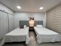 EasyHouse - B&B