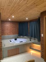 Kamer met Queensize Bed en Bubbelbad