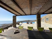 B&B Koundouros - Divine Blue Villa Nano in Koundouros Kea Cyclades with pool and sea view - Bed and Breakfast Koundouros