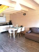 Domki Przy Morzu 550 m do plaży - B&B Rusinowo