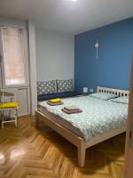 Appartamento Luxury con 2 Camere da Letto e Balcone