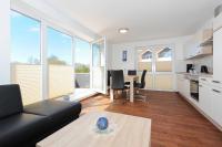 Three-Bedroom Apartment with Shower