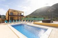 Classbnb - exclusive villa with private pool 1 kilometer from Los Cristianos Beach - B&B