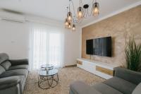 Royal Blue House 3 - Bed and Breakfast