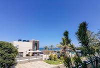 Ballito Bay Holiday Apartment - Bed and Breakfast