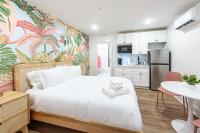 Pastel Tropics Studio Apartment - Chambres d’hôtes Galveston