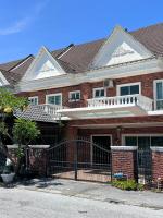 Ipoh British Colonial Cozy Home - B&B