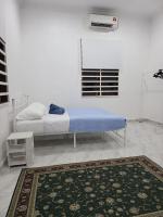Inap Renggeh Kuala Terrengganu Roomstay - B&B Kampung Rusila