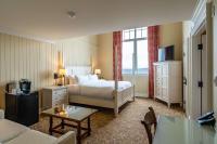 Premium Suite