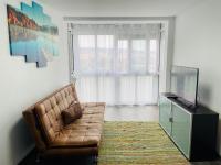 Barca 5 NEW BEACH APARTMENT - B&B Sant Adrià de Besòs