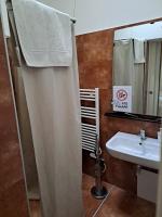 Doppel- oder Zweibettzimmer