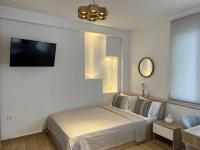 Calm Joy & J - Bee - B&B Ermoúpolis