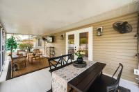 Chic Bonita Springs Vacation Rental, 6 Mi to Beach - Chambres d’hôtes Bonita Springs