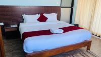Deluxe Double or Twin Room with Lake View