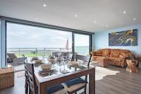 Beach View Breeze Family Holiday Home on the Shore - Chambres d'hôtes Pevensey