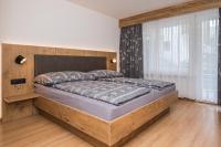 One-Bedroom Apartment (2nd floor)