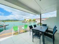 Villa 238A Jolly Harbour - B&B