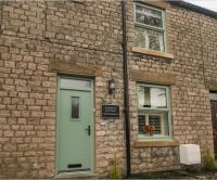 Sunshine Cottage Tideswell, Games room included. - Bed and Breakfast