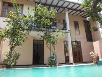 B&B Wattala - A tropical paradise; stunning house, pool, garden - Bed and Breakfast Wattala