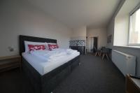 Deluxe King Studio