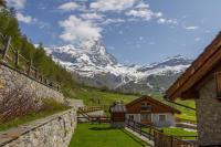 Maison Carrel Elegant 12 - Bed and Breakfast Breuil-Cervinia