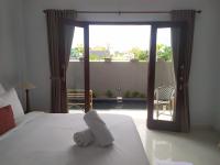 Chambre Double - Vue sur Piscine