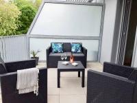 B&B Bayonne - T3 contemporain, plein centre, terrasse et parking - Bed and Breakfast Bayonne