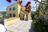 Apartments Zora - B&B Senj