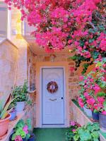 Artemis Garden Near Airport - B&B Artémida