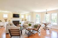 Spacious Game Room Close to Nauset Beach - B&B