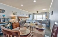 Oceanfront King Studio - Top Floor