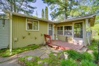 Riverfront Nature Getaway Near Downtown Pine City! - B&B Pine City