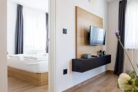 Appartamento Comfort con 1 Camera da Letto, Balcone e Vista Mare - 1° Piano