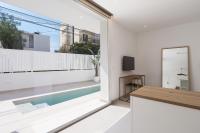 Bossa Bay Suites with Private Pool - MC Apartments Ibiza - B&B Ibiza
