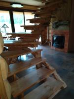 malinowy beret - B&B Zatwarnica