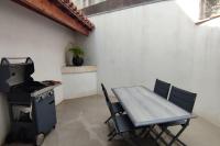 Maison de ville 600 m du Marché - Bed and Breakfast