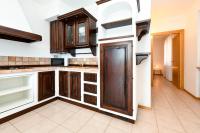 Premium One-bedroom Apartment with garden