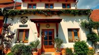 Penzion U TŘÍ RŮŽÍ - B&B
