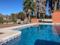 B&B Motril - “Soleado” Casa rural con piscina - Bed and Breakfast Motril