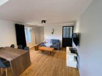 Le Chalet - Appartement 5 personnes avec parking - B&B Savignac-les-Ormeaux