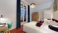 Deluxe Double Room with Castle View (Vert Galant)