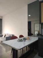 Bali Residence/25th Floor/ Partial Seaview & City - B&B