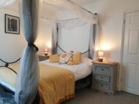 Quaint cottage near to town, beach and station - B&B Exmouth
