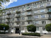 Żoliborz Green Avenue Sunny Apartment with Balcony - B&B Warsaw
