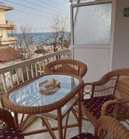 Cozy apartment 10 m from the sea Kalikratia Halkidiki - Chambres d'hôtes Néa Kallikráteia