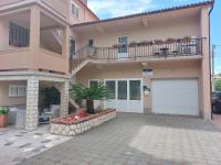 Holiday apartments Ružica - B&B Rab